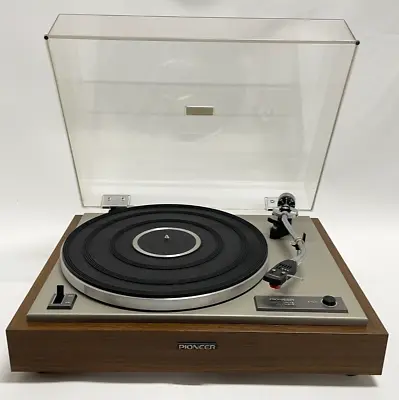 Beautiful Vintage Pioneer SPL-110 Stereo Turntable / Record Player Made In Japan • $420