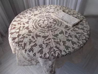 67  Round Handmade Venetian Style Needle Lace Point De Venice Lace Tablecloth • $255