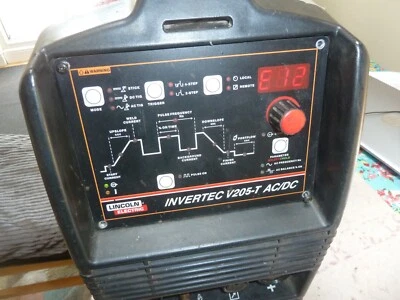 £220 • Buy Welder Ac-dc  Lincoln Inverec V205-t Ac-dc- 240v Spare Or Repair
