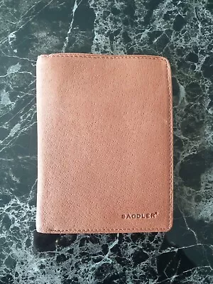 Saddler Wallet Leather • £20