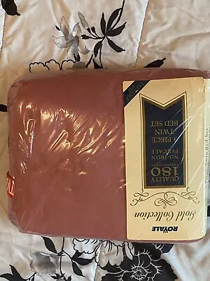 Vintage ROYALE Gold Collection 3 Piece Twin Bed Sheet Set 180 Count Design New • $38