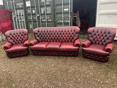 Vintage Thomas Lloyd Monks Back Chesterfield Suite In Oxblood Red Real Leather  • £585