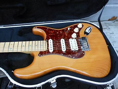 Fender American Deluxe HSS Stratocaster 2006 Amber • $1350