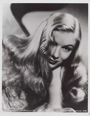 HOLLYWOOD BEAUTY VERONICA LAKE STYLISH POSE STUNNING PORTRAIT 1970s Photo 10 • $49.99