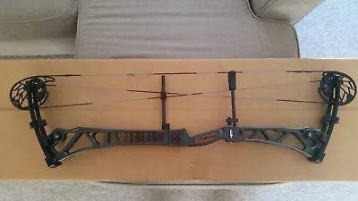 Martin Anax 3D Target Hunting Compound Bow Right Hand 60 65 Lbs. • $750