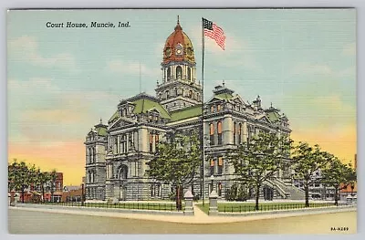 Postcard Court House Muncie Indiana • $4.95