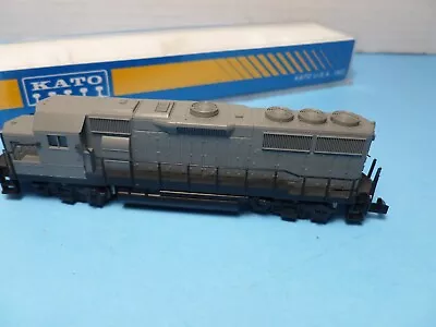 Kato N-scale Undecorated Emd Gp50 • $80