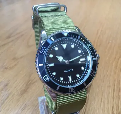 Mens Dive Style Quartz Watch Black With Green Nato Military Strap Sterile Dial • £10