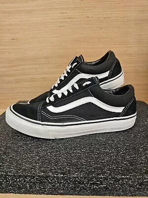 Vans Old Skool Black/White Size 8 • £17.99