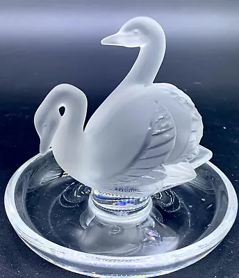 Lalique France Crystal Frosted SWAN LOVE BIRDS JEWELRY RING PIN HOLDER DISH • $129