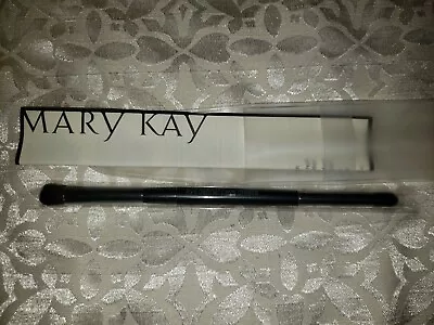 Mary Kay Eye Definer/ Eye Crease Eyeshadow Brush • $9.40