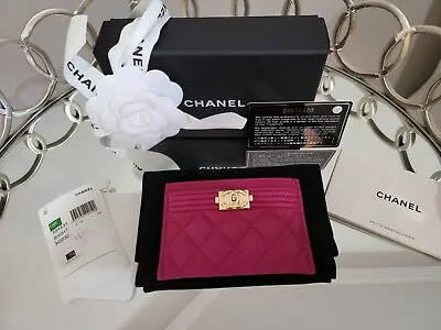 $525 • Buy Authentic Chanel Boy Magenta/Fuschia Caviar Card Holder Wallet-Gold Hardware