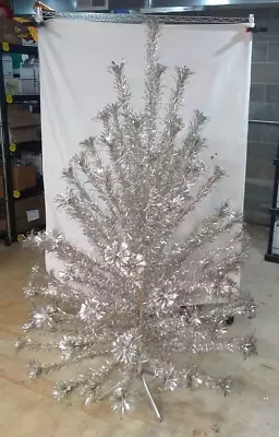 MCM Evergleam 6’ Stainless Aluminum Christmas Tree 93 Branches W/Box • $649