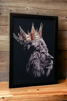 3D Bling Effect Lion Wearing A Crown Art Framed Picture Size A4 Box Frame.  • £14.95