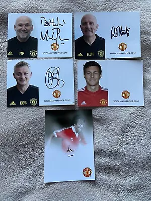 Manchester United - Hand Signed Club Cards X 4 • £5