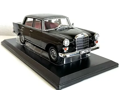 1966 Mercedes Benz 200 W110 Black Exclusive Norev HQ 1/18 HTF ! • $149.99