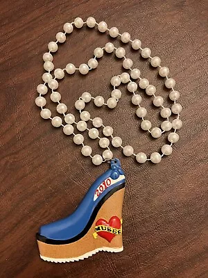 Krewe Of Muses New Orleans Blue 2010 Heel Mardi Gras Bead Necklace • $13.99