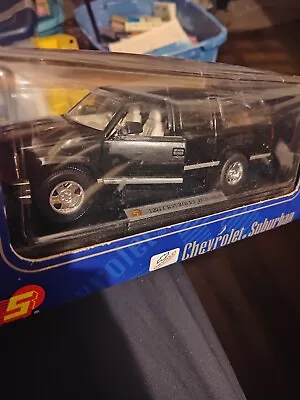 New In Sealed Original Packaging: 1:24 Sunnyside 1993 Chevy Suburban  • $46.99