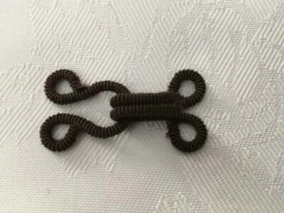 £6 • Buy 12 Sets Of Dark Brown Covered Hook And Eyes Type Used On Jackets Collars Furs 
