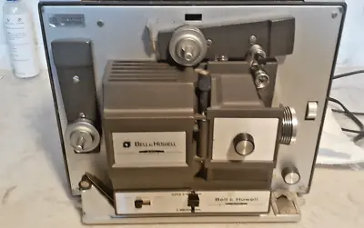 Vintage Bell &Howell Autoload Super 8/8mm Movie Projector Model 456 READ DESCRIP • $45