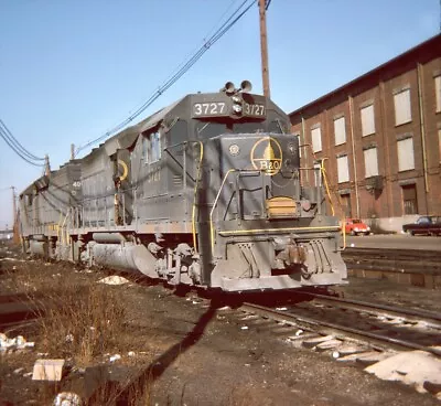 Baltimore & Ohio (BO) - GP40 - #3727 - Original 120 Slide • $4.99