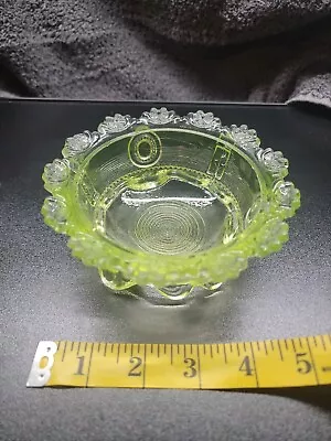 Vaseline Glass EAPG Dewey Pattern Berry Bowl By Indiana Glass Company C. 1890’s • $100