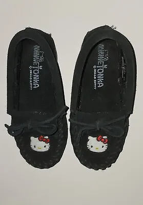 Hello Kitty Minnetonka Black Moccasin Little Girls Shoes Size 10 • $15.99