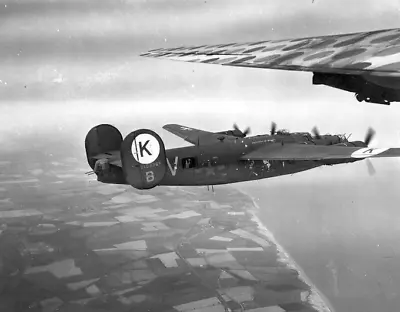 WW2 WWII Photo USAAF B-24 Liberator Bombers Formation  World War Two / 5930 • $6.49