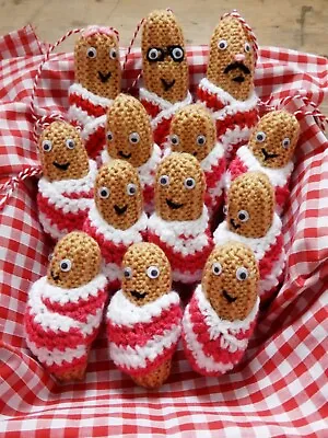KNITTED CHRISTMAS PIGS IN BLANKETS TREE DECORATIONS SMALL & LARGE SAUSAGES New • £5.50