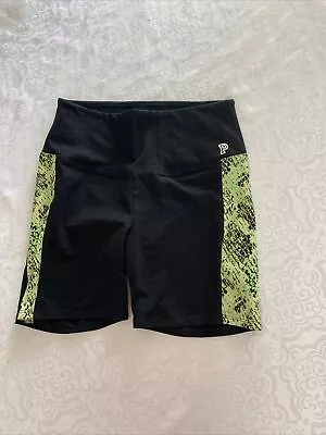 Women’s Medium PINK Victoria Secret Yoga Black Shorts • $10