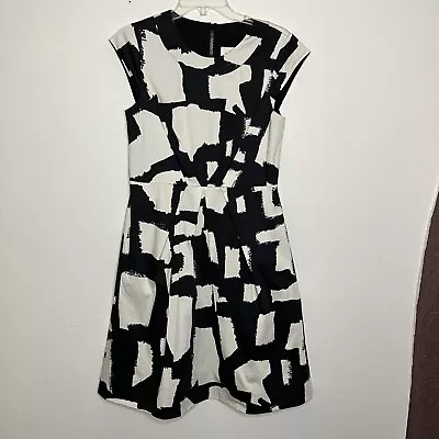 Kate Spade New York Dress Size 8 Black White Sleeveless Knee Length Exposed Zip • $27