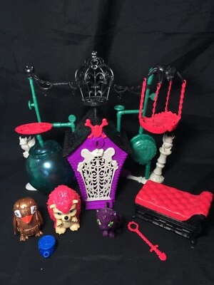 £11.99 • Buy Monster High - Secret Creepers - Crypt And Pets Bundle