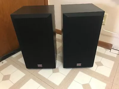 Cerwin Vega Series RE-20 Floor Speakers.   2 Way Loudspeakers   (8  Woofers) • $195