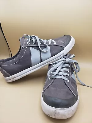 Macbeth Eliot Grey White Vegan Skate Casual Blink 182 Shoe BKI 1213 Mens Size 11 • $39.99