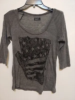 $10 • Buy Lauren Moshi 3/4 Sleeve Graphic T Shirt Size Small