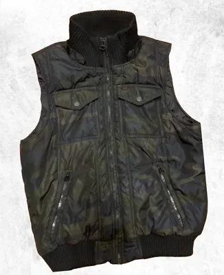 Levi's Camouflage Puffer Vest Men Medium Hunting Jacket Camping Military Winter  • $75