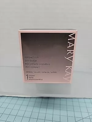 Mary Kay Compact Mini ~UNFILLED~ #040752 • $11.99