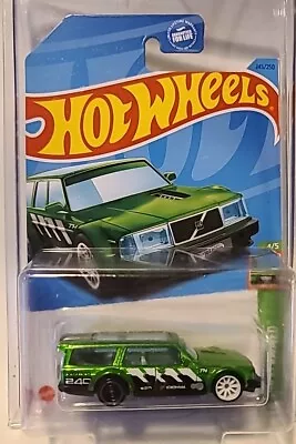 Hot Wheels 2023 Super Treasure Hunt STH Volvo 240 Drift Wagon Nice🏁 • $33