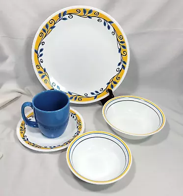 Vintage Corelle Livingware Casa Fiesta Dinnerware 20-Pc Set NOS Open Box 2000 • $149.99