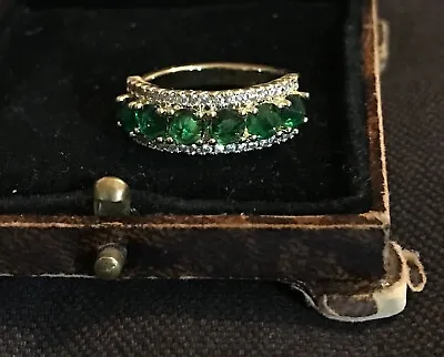 Vintage Style Green Gemstones And White Crystal Ring 18K Gold Plated • £10.99