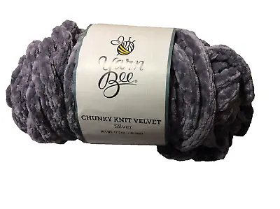 Yarn Bee Yarn Chunky Knit Velvet “Silver” • $15.99