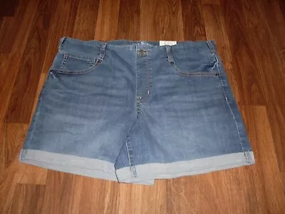 Womens Time And Tru Stretch Pull On Denim Jeans Shorts Size Large (12-14) Nwt • $13.95