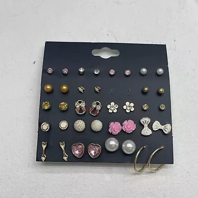 Women’s 19 Pack Assortment Earring Studs New • $10