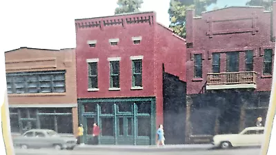 HO Scale Smalltown USA  699-609 Roy's Fix-it Shop Kit  NEW  • $12