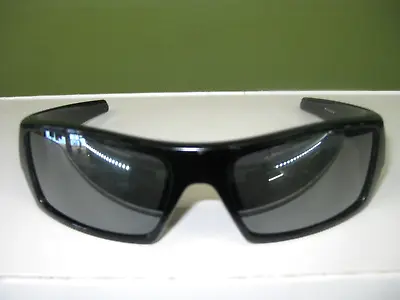 LOOK!! Oakley Gascan 24-435 60 15 127 Men's Sunglasses - Matte Black • $24.99