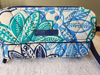 Vera Bradley Santiago Crossbody Zip Around Wristlet Wallet Purse All In One Ec • $16.95