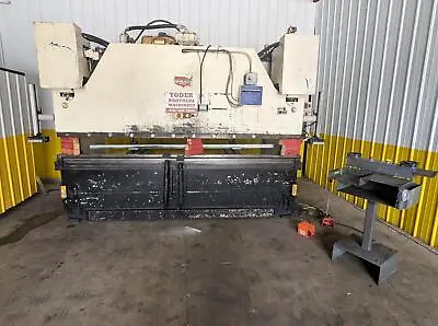 175 Ton X 12' Pacific Model J175-12 Hydraulic Press Brake With Automec Cnc Back  • $29500