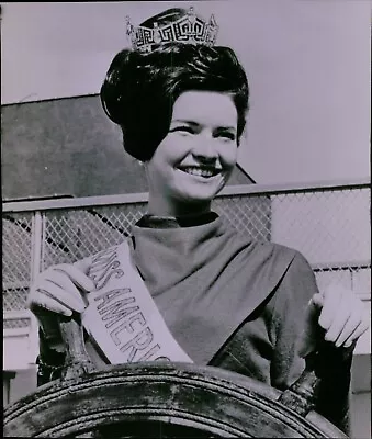 LG865 1967 Wire Photo JANE JAYROE Miss America Oklahoma Beauty Queen Tiara Glam • $20