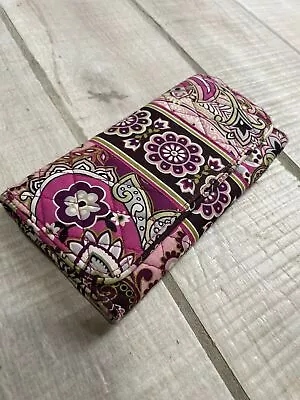 Vera Bradley Womens Wallet Very Berry Paisley Quilted Zip Pocket Hot Pink • $18.99