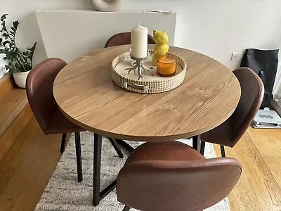 Habitat Nomad Modern Round Dining Table And 4 Chairs Faux Leather Oak Effect • £199
